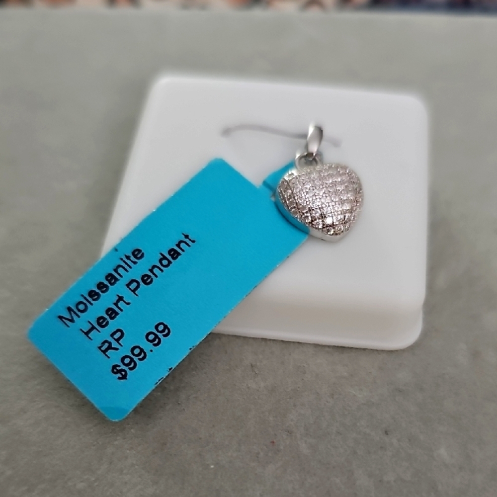 NWT Moissanite Puffy Heart Pendant 925 Sterling Silver